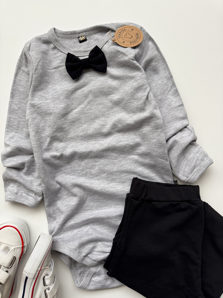 Szare body z czarną muchą długi rękaw rozm. 110