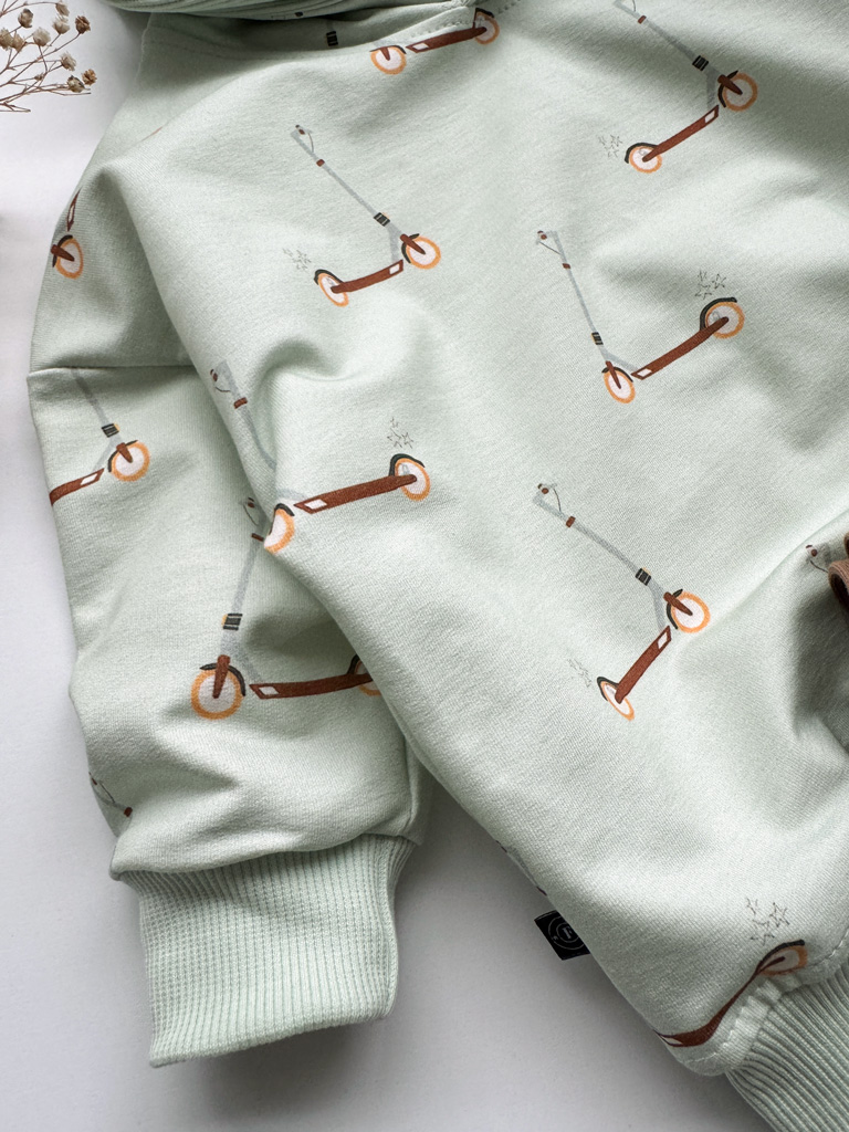 Bluza dziecięca z kapturem hulajnogi - obrazek 4