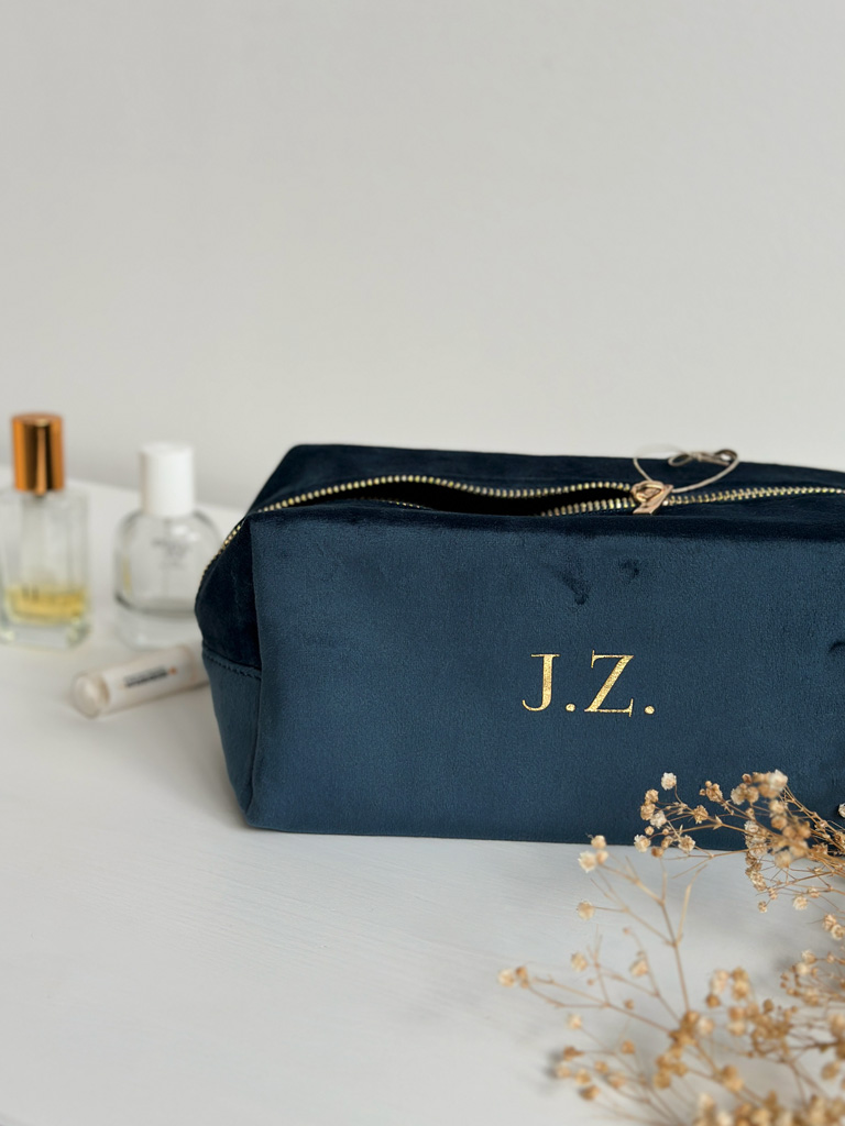 Kosmetyczka z nadrukiem inicjałów