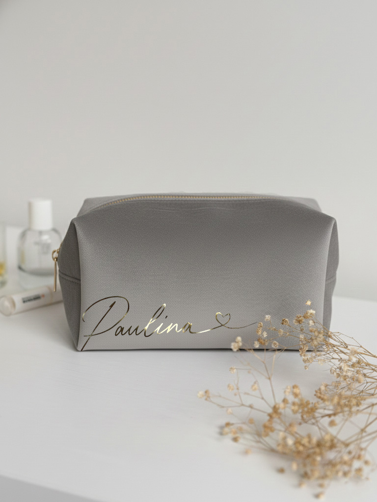Kosmetyczka z nadrukiem imienia