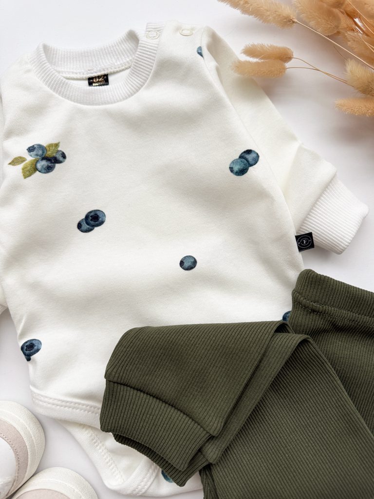 Body niemowlęce borówki