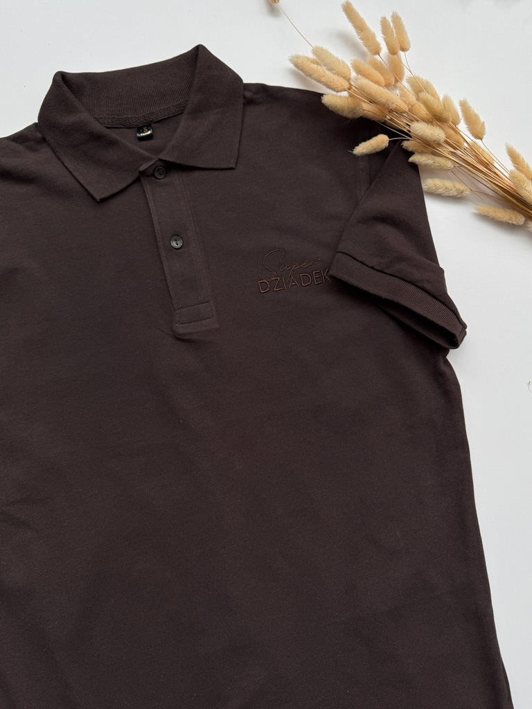 Brązowa koszulka polo męska z haftem super dziadek rozmiar S - obrazek 3