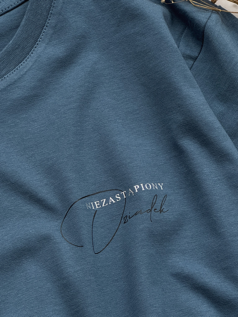 Koszulka męska z nadrukiem niezastąpiony Dziadek