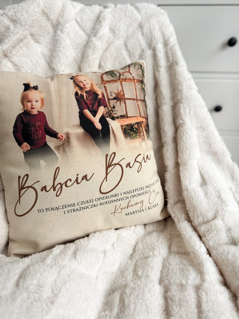 Poduszka dla Babci ze zdjęciem wnuków