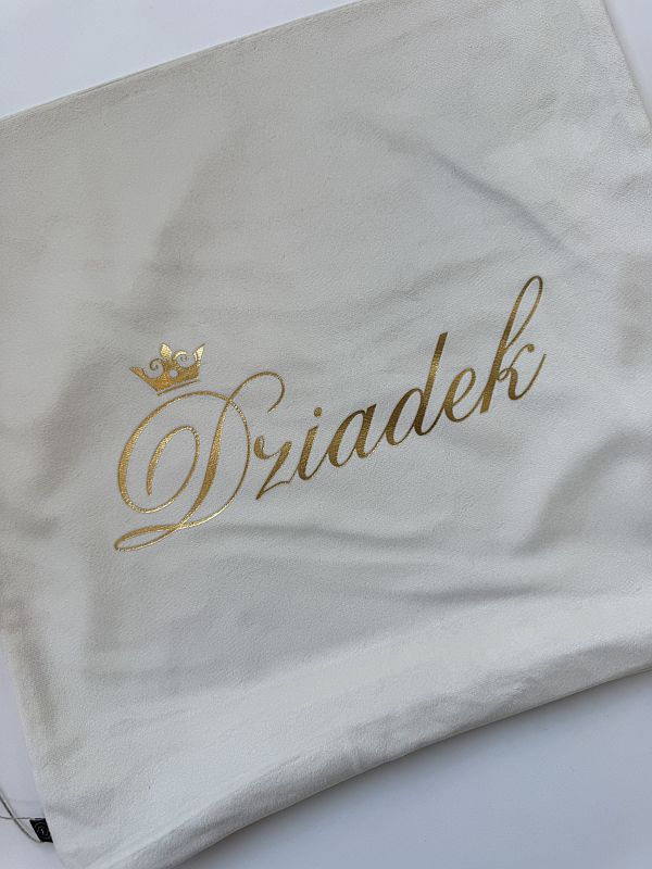 Poszewka welurowa ecru z nadrukiem dziadek