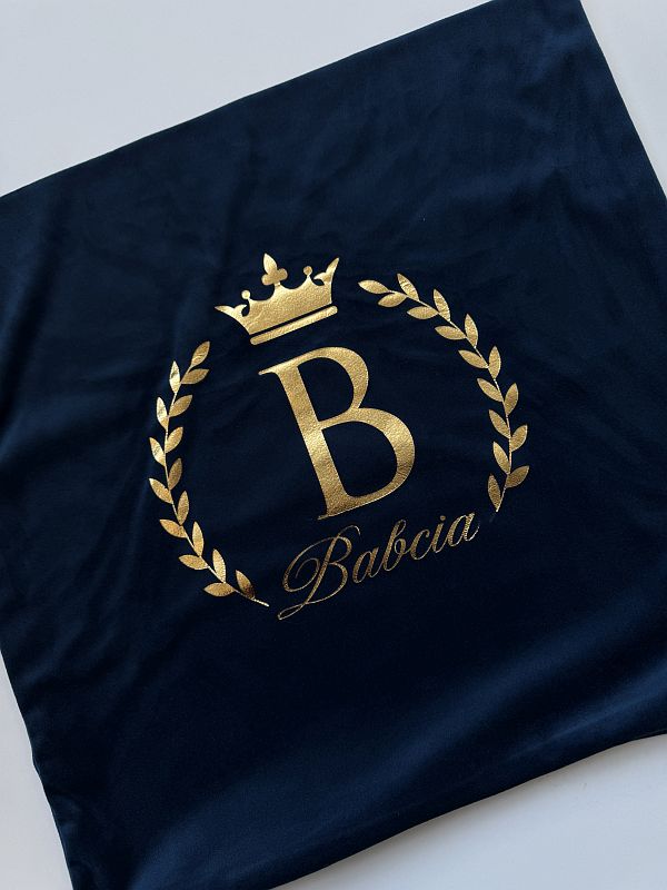 Poszewka welurowa kobaltowa ze złotym nadrukiem babcia