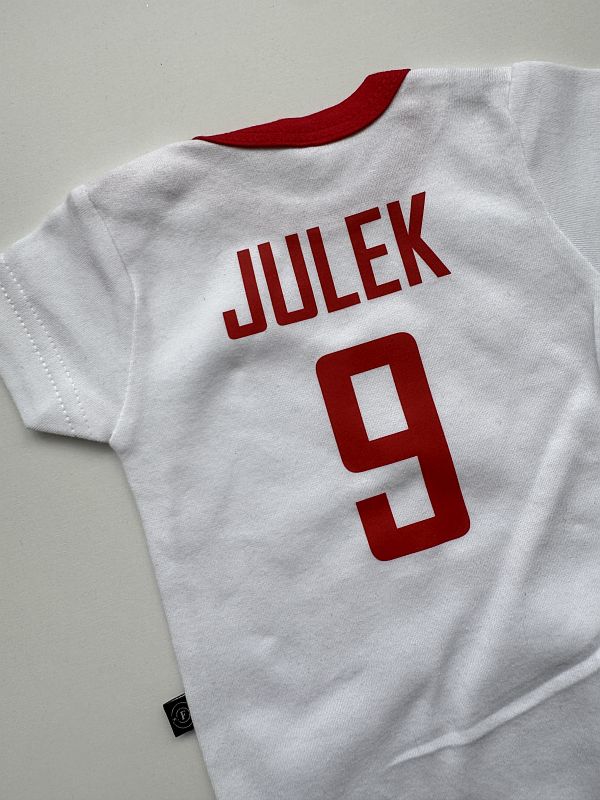 Body białe krótki rękaw dwustronny nadruk przód: kibicuję z tatą tył: Julek 9 rozmiar 68