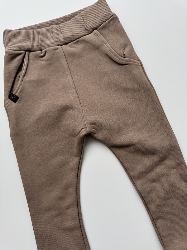 Spodnie dresowe kawowe rozmiar 86