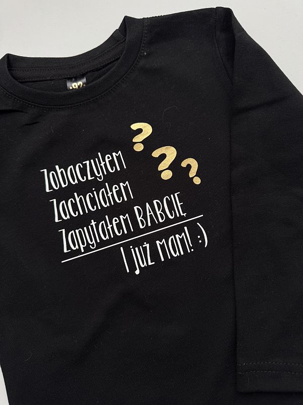 Koszulka czarna długi rękaw zapytałem babcię i mam rozmiar 92