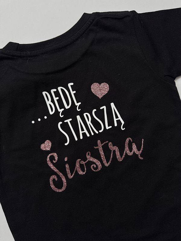 Koszulka czarna krótki rękaw nadruk dwustronny mam sekret będę starszą siostrą rozmiar 98