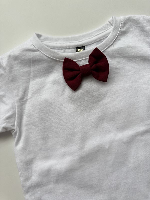 Koszulka biała krótki rękaw bordowa mucha rozmiar 98