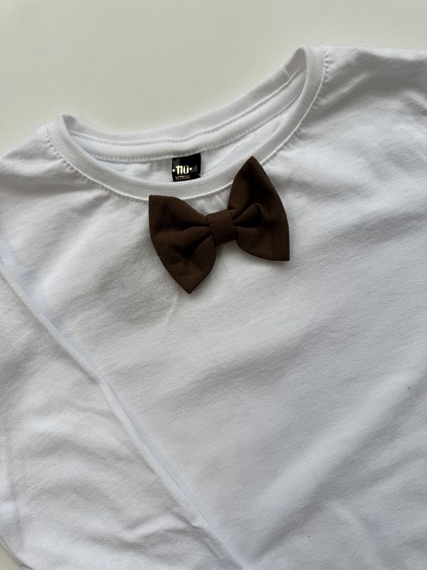 Koszulka biała długi rękaw brązowa mucha rozmiar 110