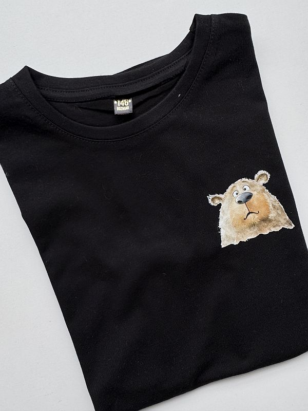 Koszulka czarna krótki rękaw logo misia rozmiar 146