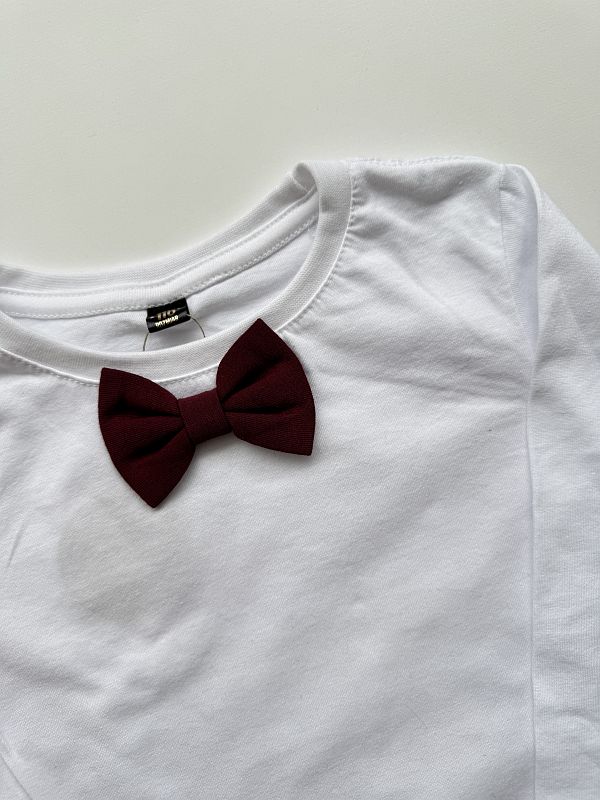 Koszulka biała długi rękaw bordowa mucha rozmiar 116