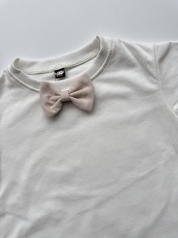 Koszulka ecru krótki rękaw beżowa mucha rozmiar 110