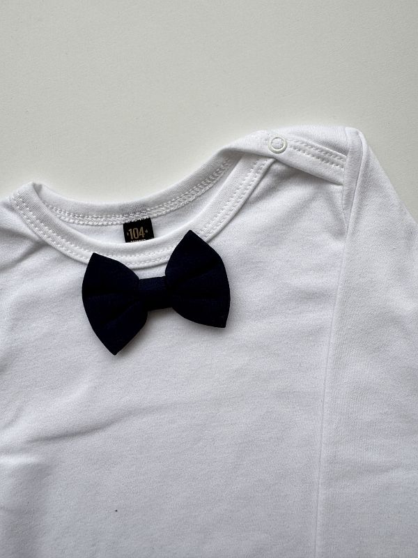 Body białe długi rękaw czarna mucha rozmiar 104