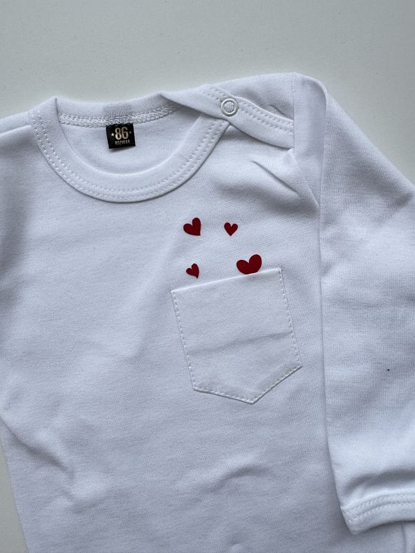 Body białe długi rękaw serduszka w kieszonce rozmiar 86
