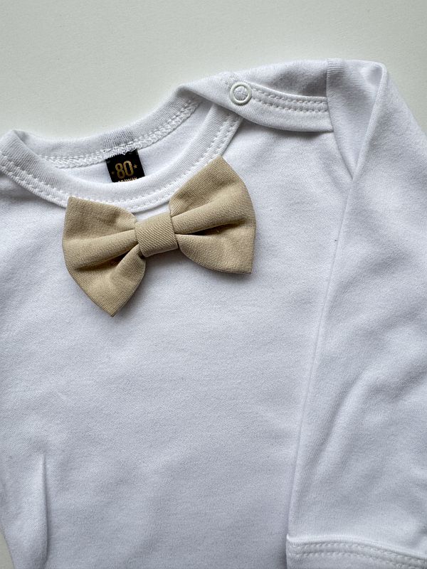 Body białe długi rękaw beżowa mucha rozmiar 80