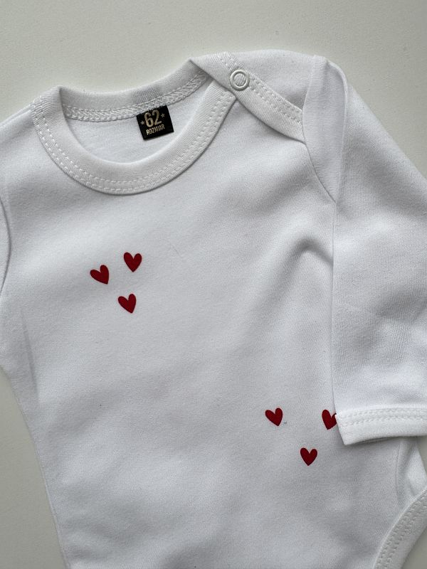 Body białe długi rękaw w serduszka rozmiar 62