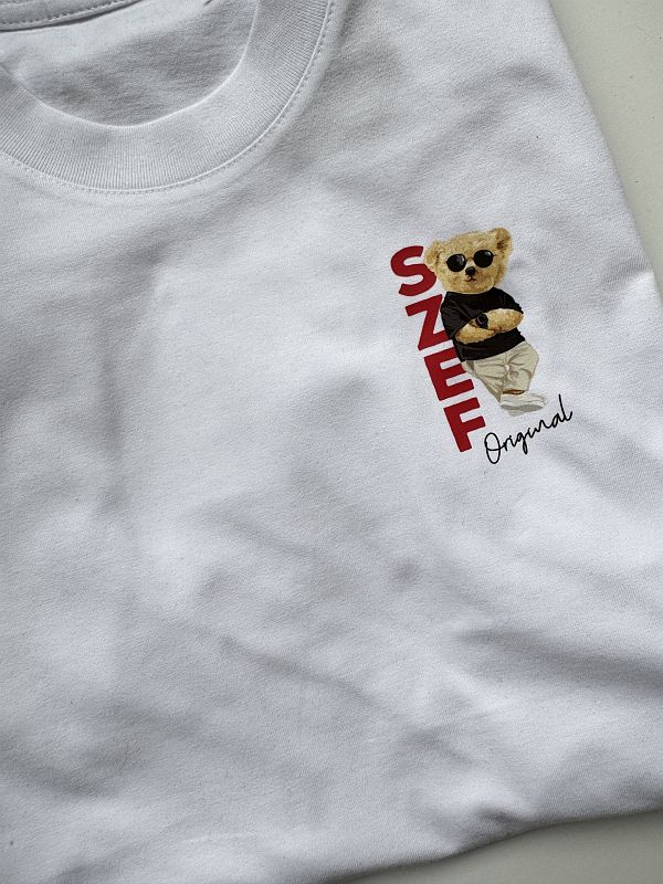 Koszulka męska biała z nadrukiem miś szef rozmiar L