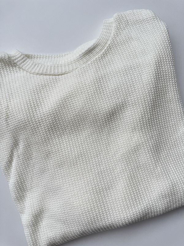 Sweterek ecru rozmiar L