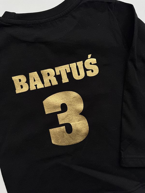 Koszulka czarna długi rękaw nadruk dwustronny król imprezy Bartuś 3 rozmiar 98