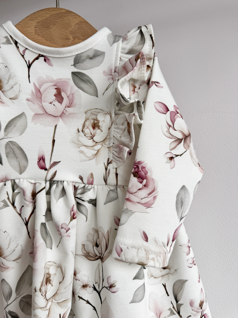 Sukienka z długim rękawem z falbankami ogród piwonii