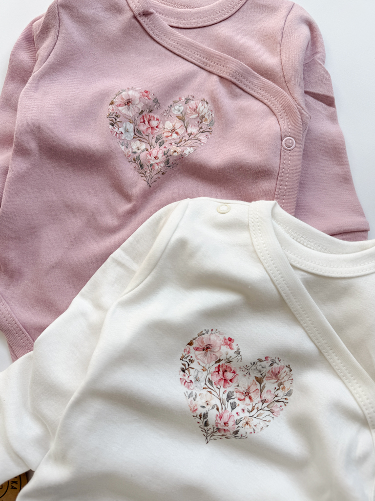 Body kopertowe serce z kwiatów