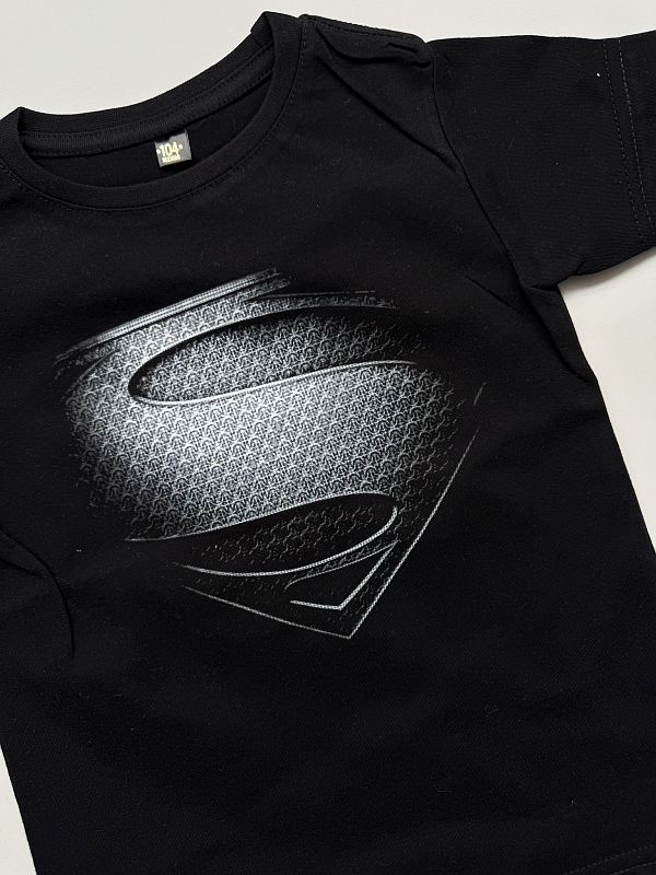 Koszulka czarna superman rozmiar 104