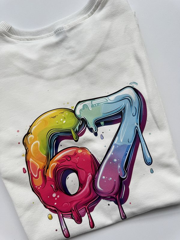 Koszulka ecru six seven rozmiar 152