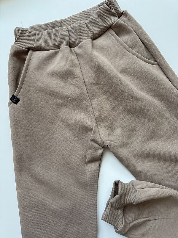 Spodnie kawowe rozmiar 122