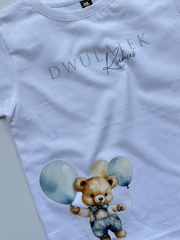 Koszulka biała z misiem z balonami dwulatek Kubuś rozmiar 98