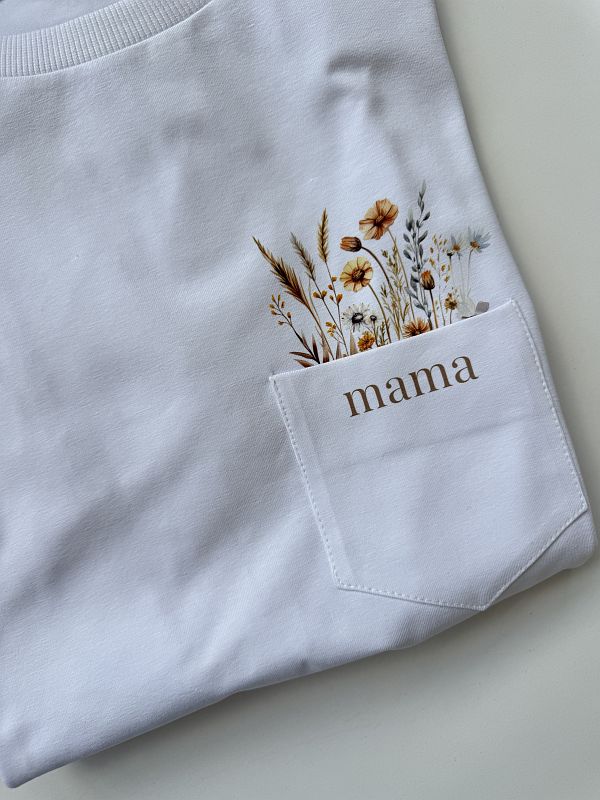 Koszulka damska mama z kwiatami w kieszonce rozmiar M