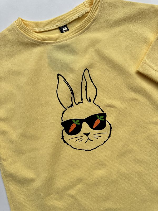 Koszulka żółta z krótkim rękawem królik w okularach rozmiar 116