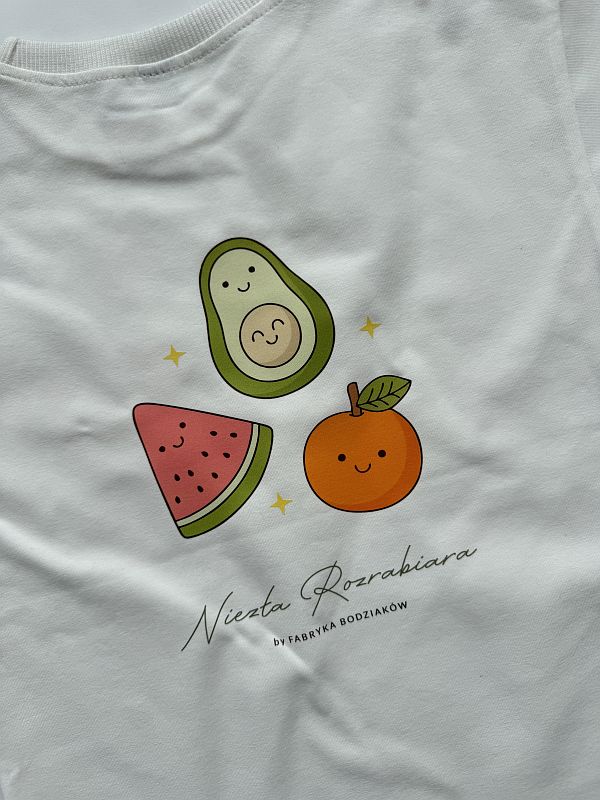 Koszulka ecru z krótkim rękawem niezła rozrabiara owoce rozmiar 116