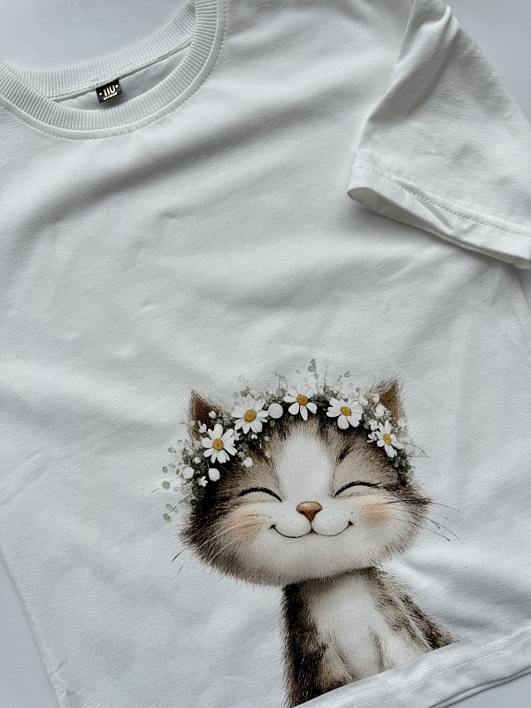 Koszulka ecru z krótkim rękawem kot w wianku rozmiar 110