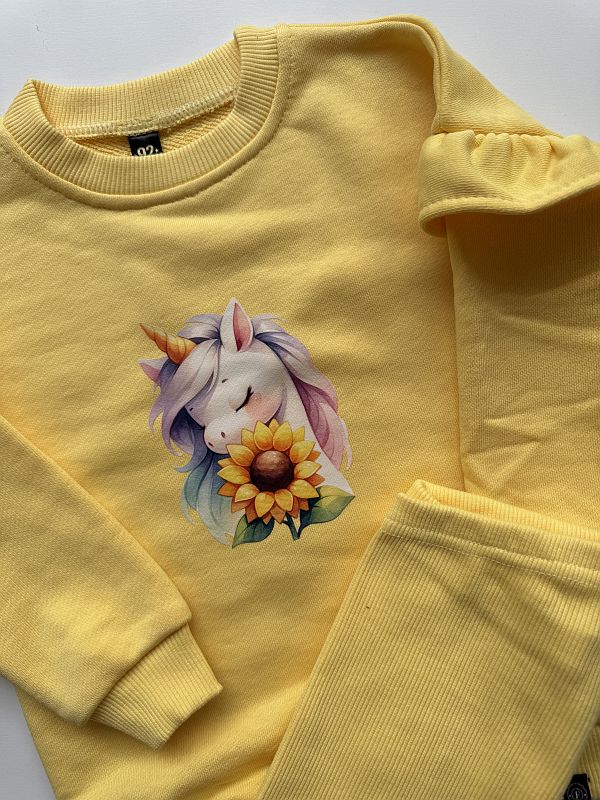 Żółty komplet z jednorożcem rozmiar 92