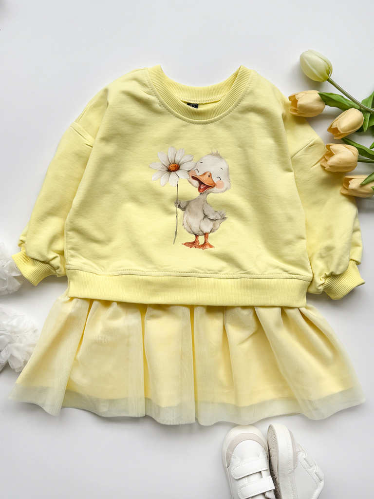Sukienka dla dziewczynki z tiulem żółta z nadrukiem kaczuszki