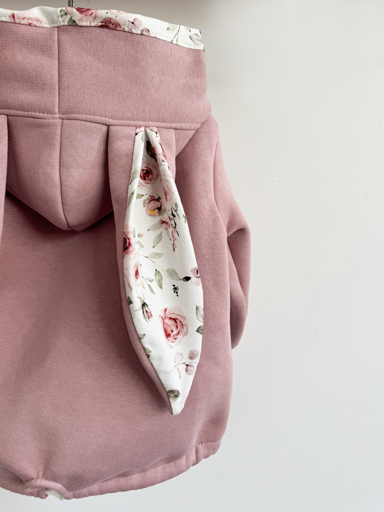 Bluza dla dziecka z kwiatowymi uszami zajączka