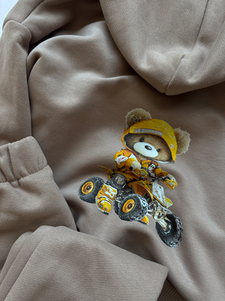 Komplet dla dziecka miś na quadzie (bluza z kapturem + spodnie)