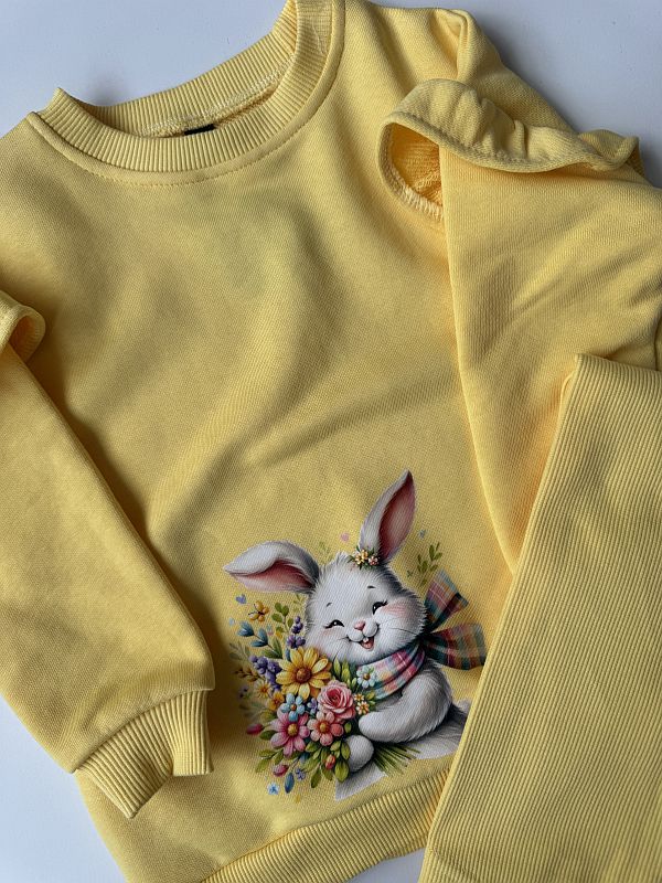 Żółty komplet z króliczkiem i bukietem kwiatów rozmiar 98