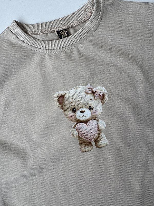 Koszulka beżowa z krótkim rękawem miś z sercem rozmiar 98