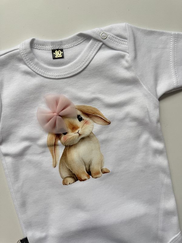 Body białe z krótkim rękawem króliczek z kokardą rozmiar 80