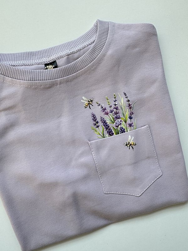 Koszulka liliowa z krótkim rękawem lawenda w kieszonce rozmiar 116