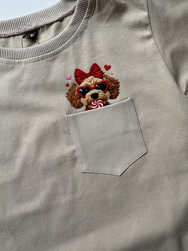 Koszulka beżowa z krótkim rękawem piesek w kieszonce rozmiar 128