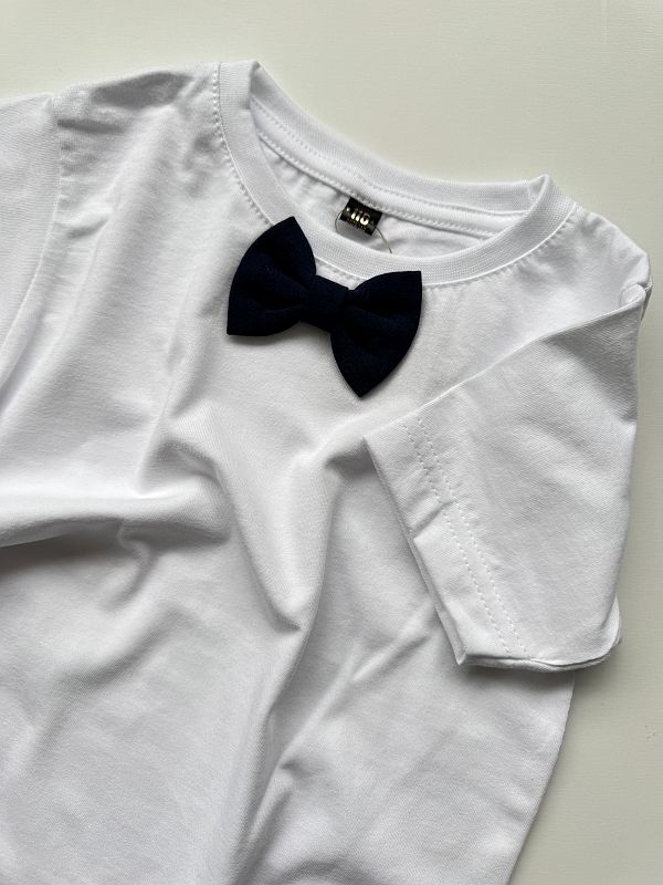 Koszulka biała z krótkim rękawem granatowa mucha rozmiar 116