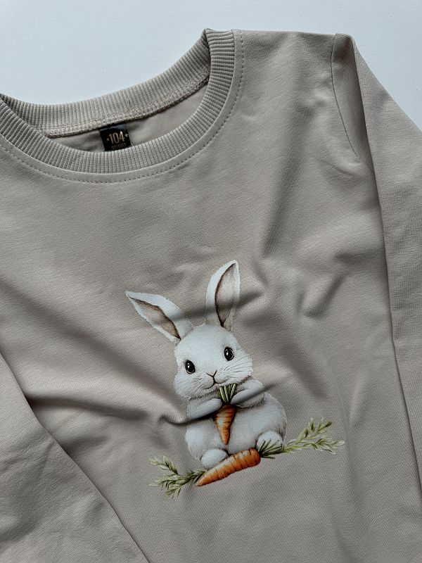 Koszulka beżowa z długim rękawem królik z marchewką rozmiar 104