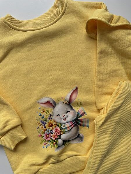 Żółty komplet królik z bukietem kwiatów rozmiar 98