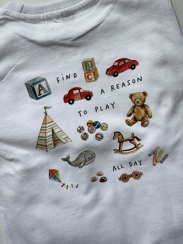 Koszulka biała z długim rękawem kraina zabawek rozmiar 92