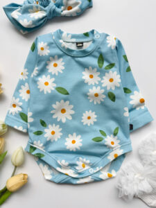 Błękitne stokrotki